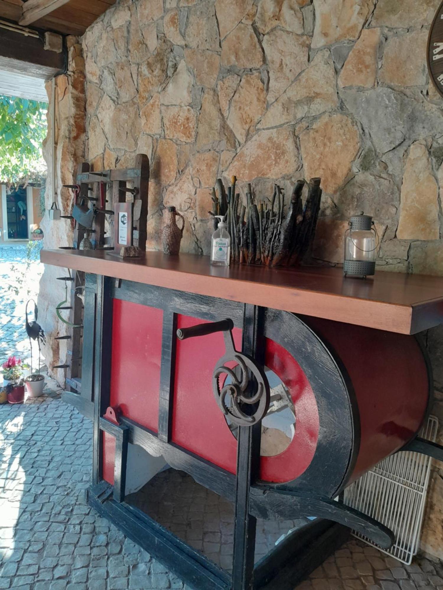 Refugio Das Artes Guesthouse Porto de Mós Buitenkant foto