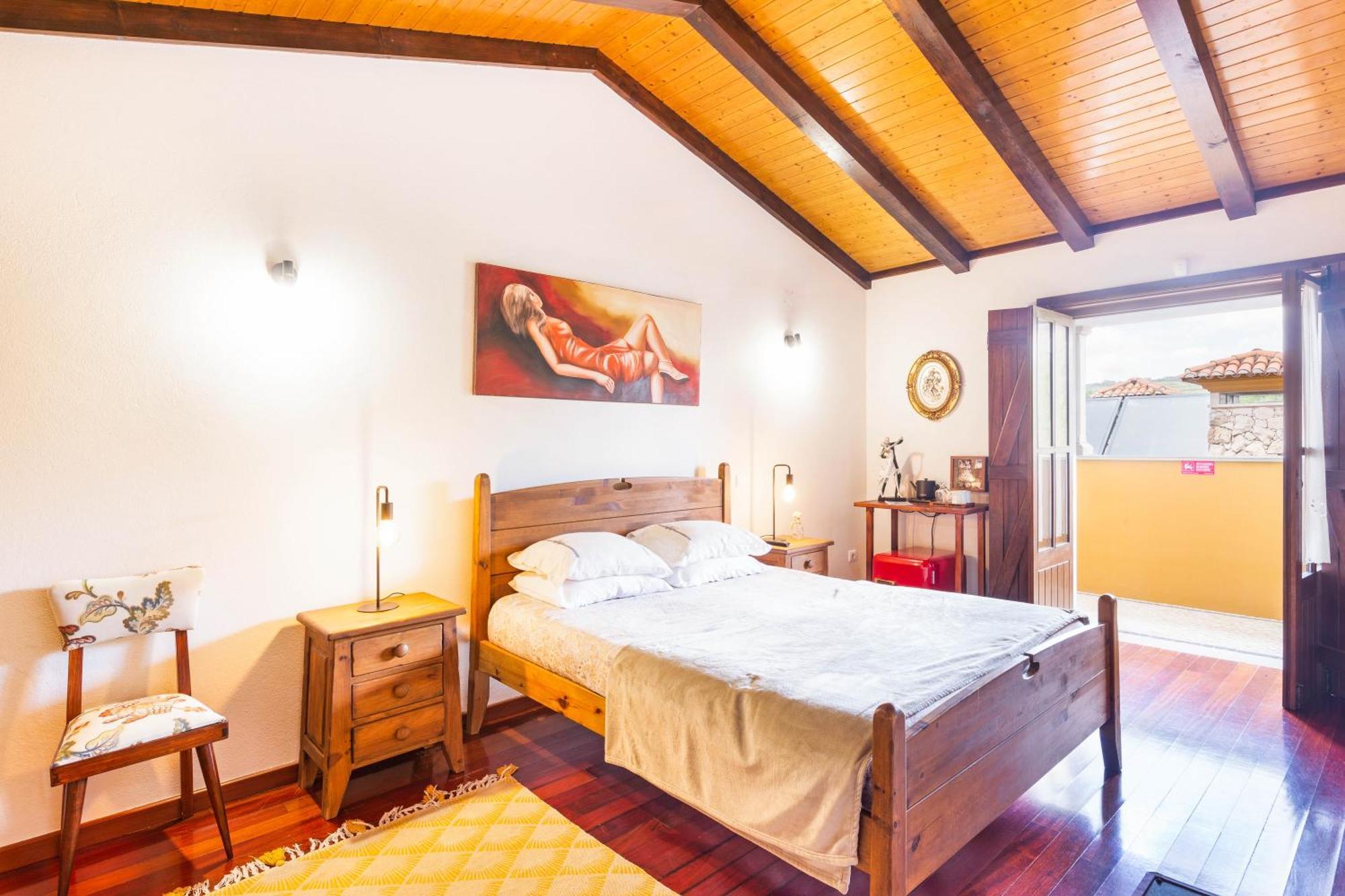 Refugio Das Artes Guesthouse Porto de Mós Buitenkant foto