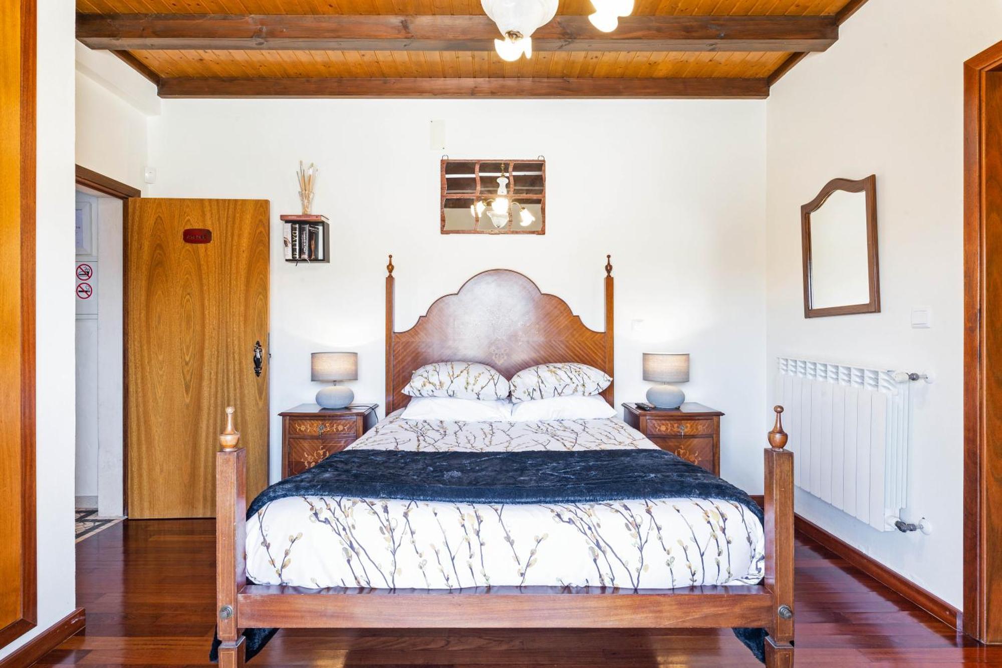 Refugio Das Artes Guesthouse Porto de Mós Buitenkant foto